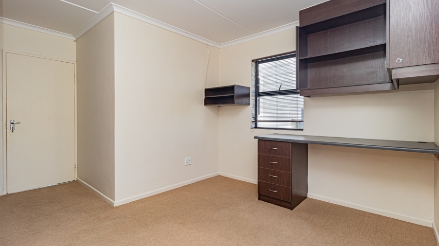2 Bedroom Property for Sale in Burgundy Estate Western Cape